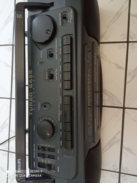 Радиокасетофон Филипс.