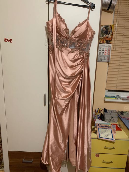 Бална рокля rose gold