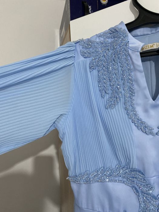 Платье, надетое один раз