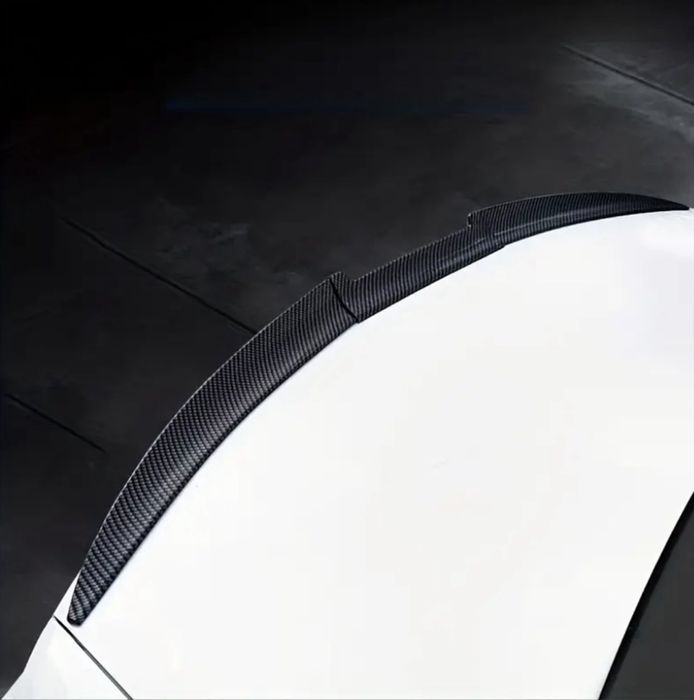 Универсальное заднее крыло