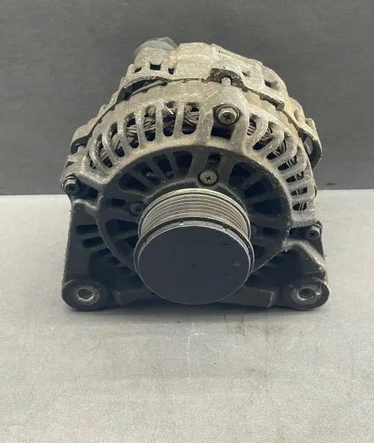 Alternator 8200468131 Dacia Sandero 1.6 MPI MT (84 hp)