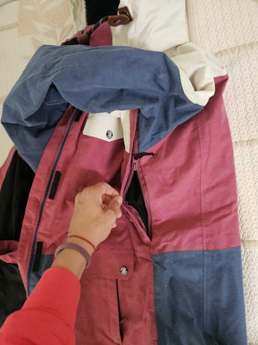 Дамско ски яке Icepeak