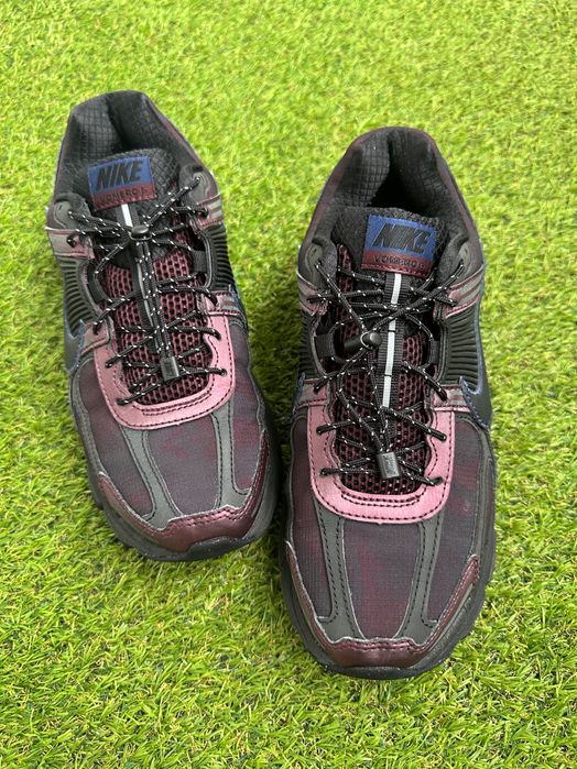 Маратонки Nike ZOOM VOMERO 5