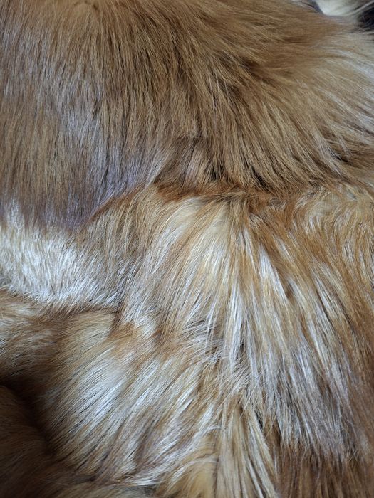 Продам шубу из меха лисы