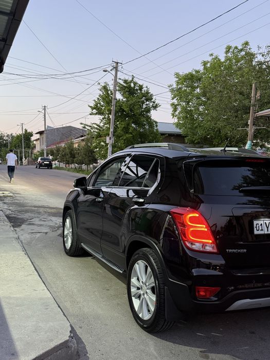 Tracker 1 toza 2020yil ideall