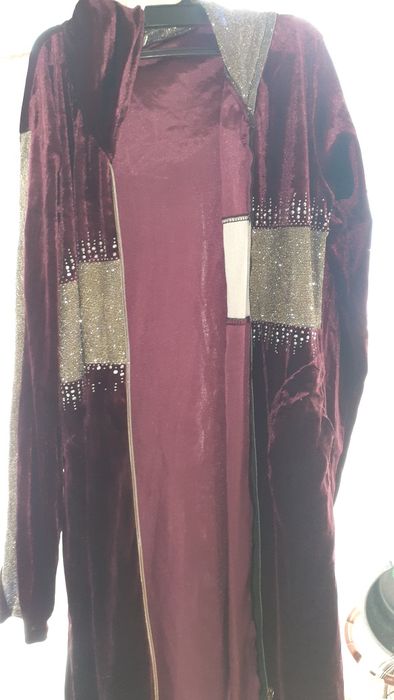 Женские платье продается