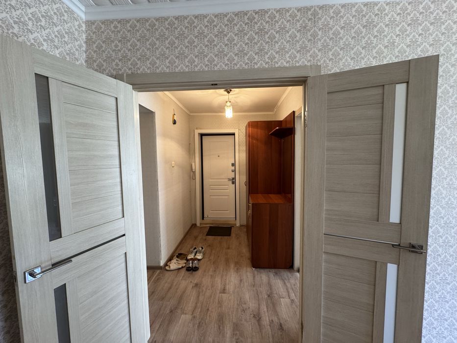 Продам 3 комнатную квартиру