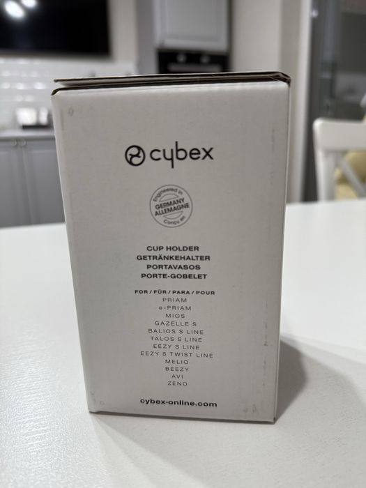 Продам подстаканник Cybex, новый