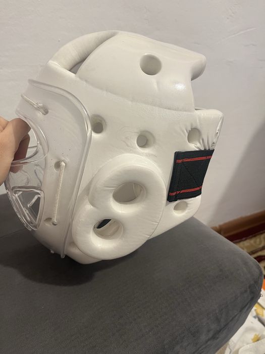 Шлем для каратэ киокушинкай