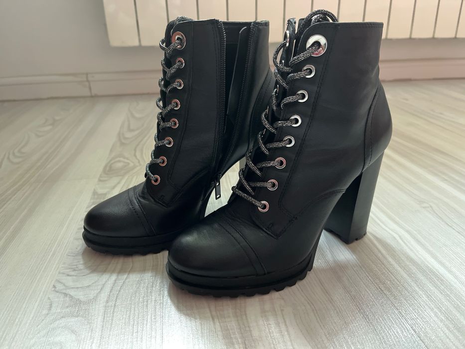 Botine din piele, marca Aldo