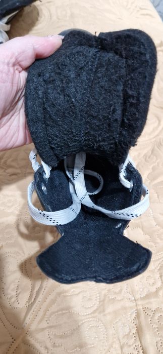 Продам коньки детские