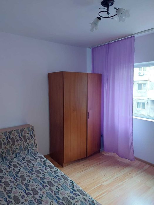 Vand Apartament 3 camere Rovinari