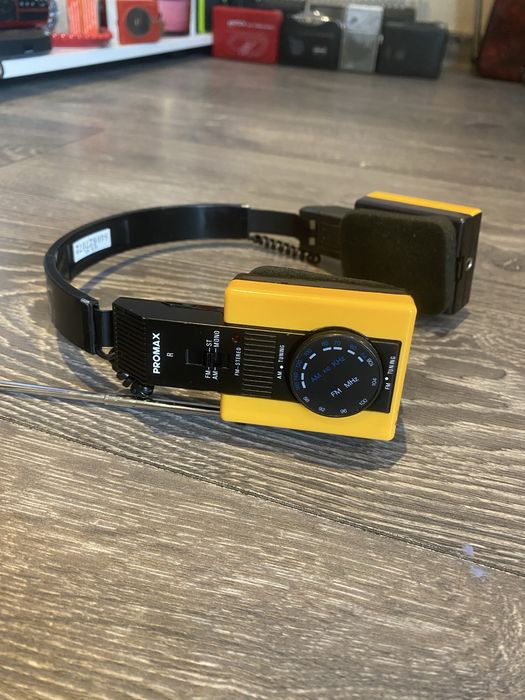 Radio cu căști AM/FM vintage – model retro