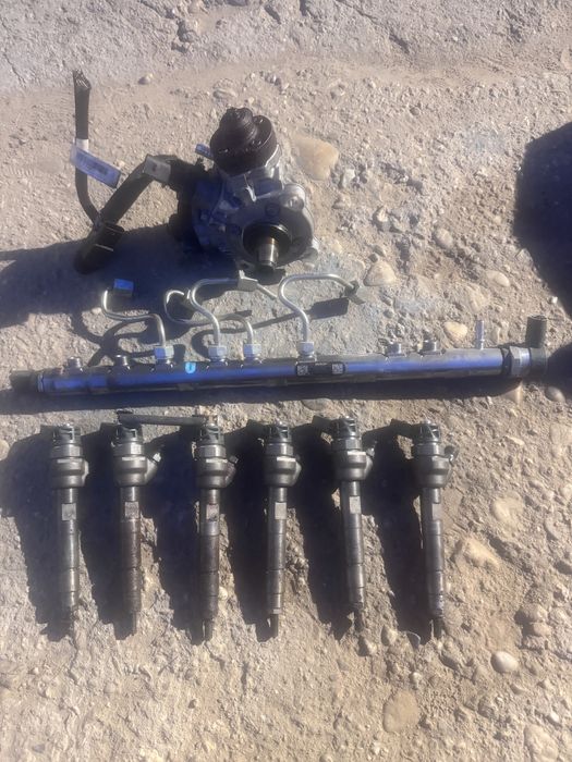 Kit injecție n57d30a 258 CP 132.000 km  (Pompa 782346309,injectoare 7810702,rampă 780542302)