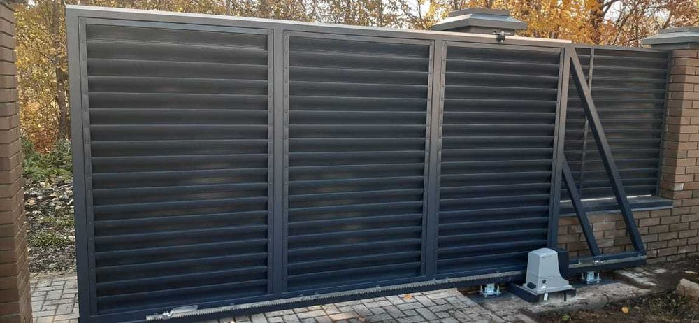 Современные заборы - жалюзи