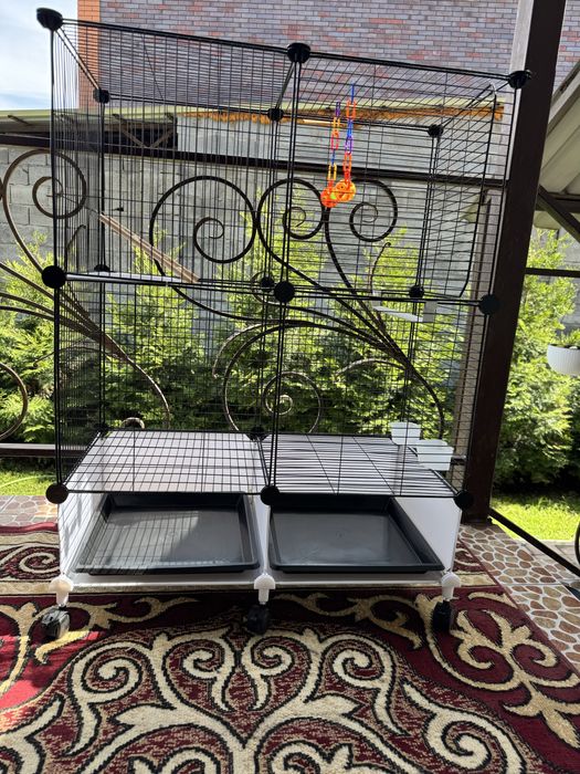 Огромная клетка для 2-6 попугаев