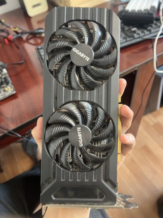GTX 1060 3gb видеокарта