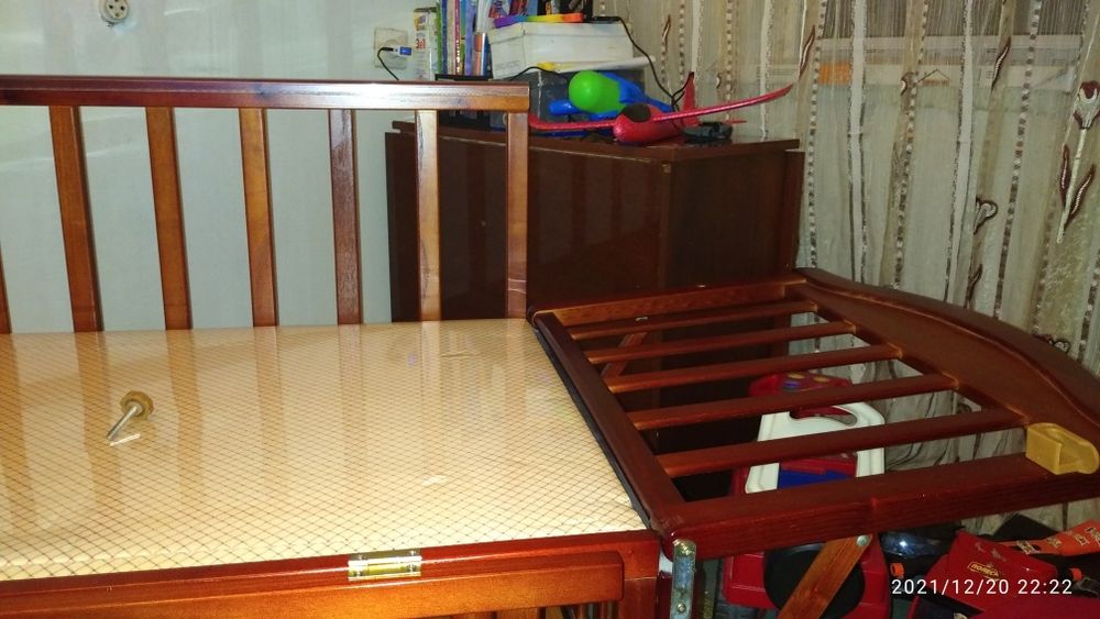 Продам манеж - трансформер.