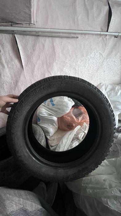 Зимние шины в хорошем состояний !!!