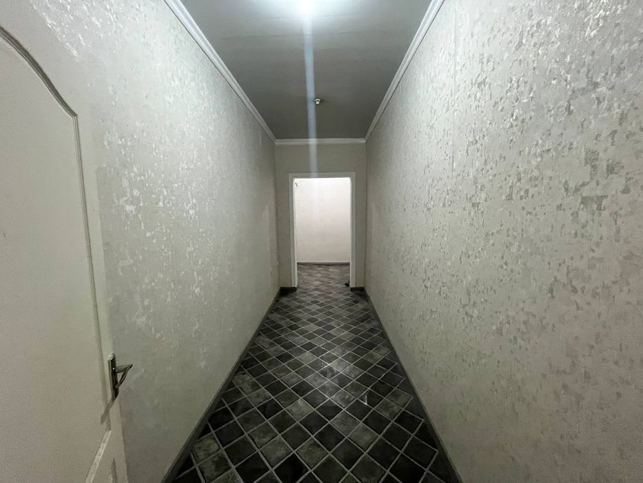 Срочно продаётся офис дуружба хамкорбанк