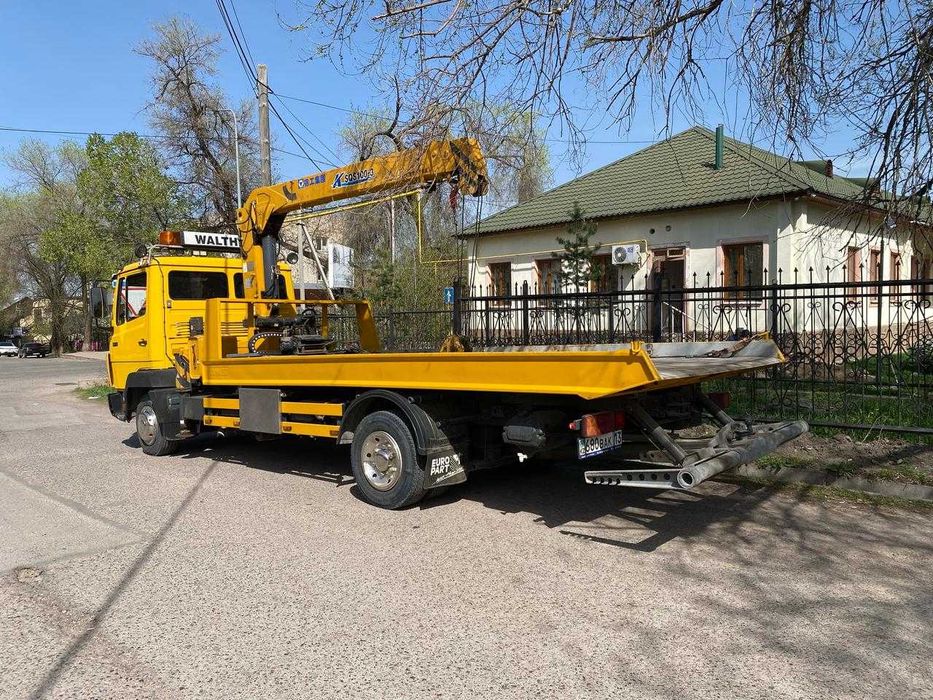 Услуги эвакуатора и манипулятора