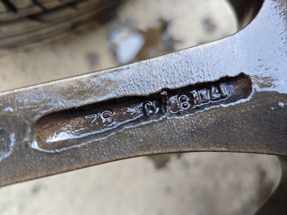 Продам оригинальные диски work r17  made in Japan