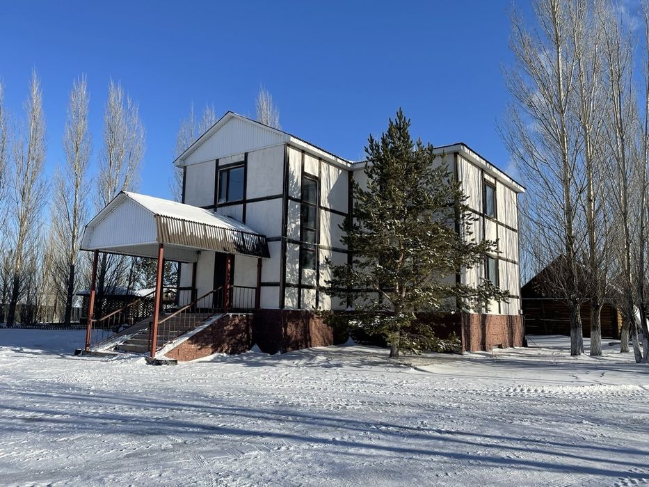 Сдам в аренду кафе(кухня, зал)