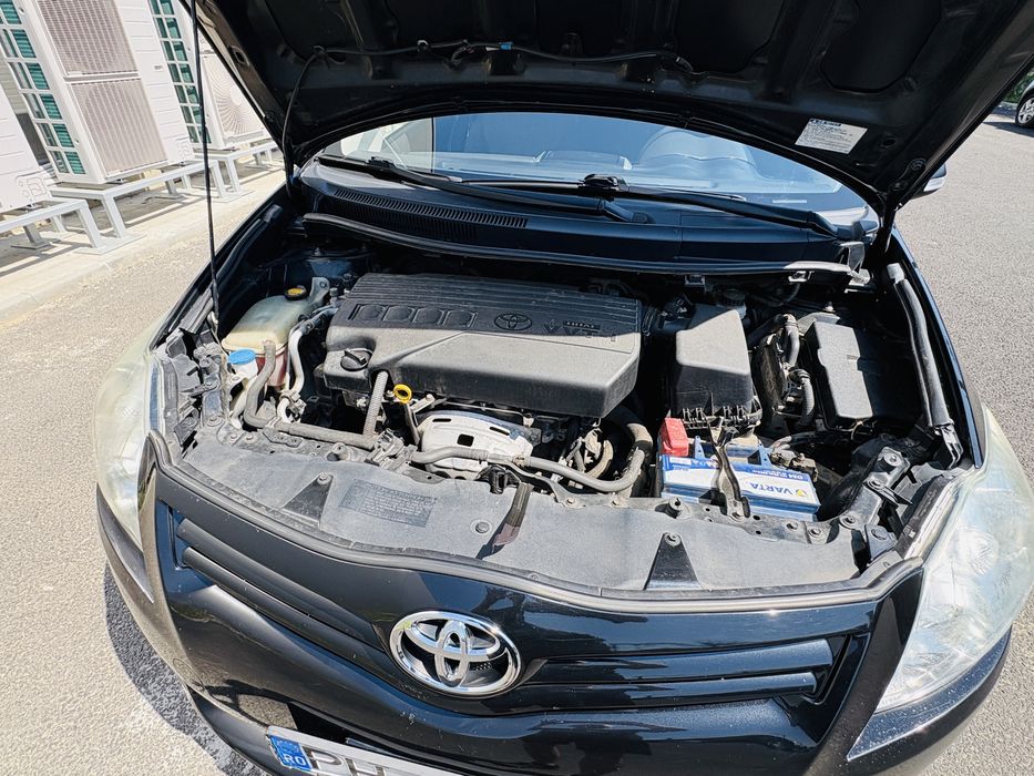 Toyota Auris 2012 benzina