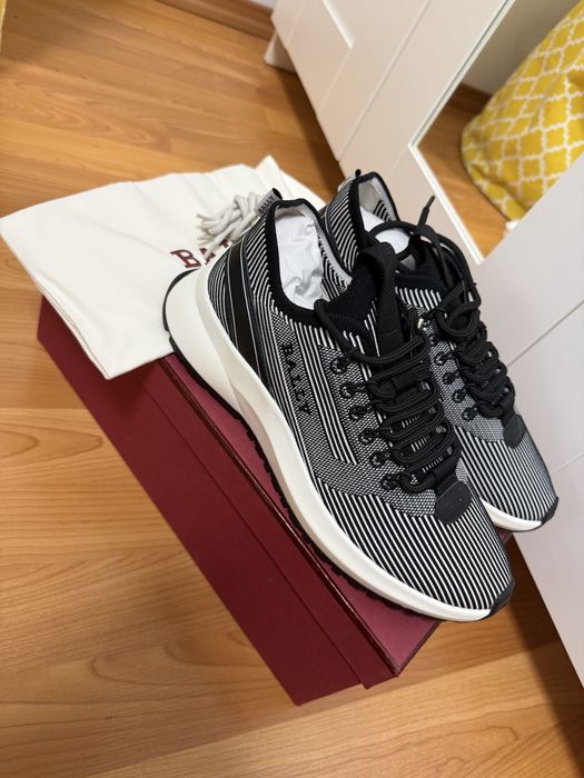 Adidasi Bally marimea  40.5