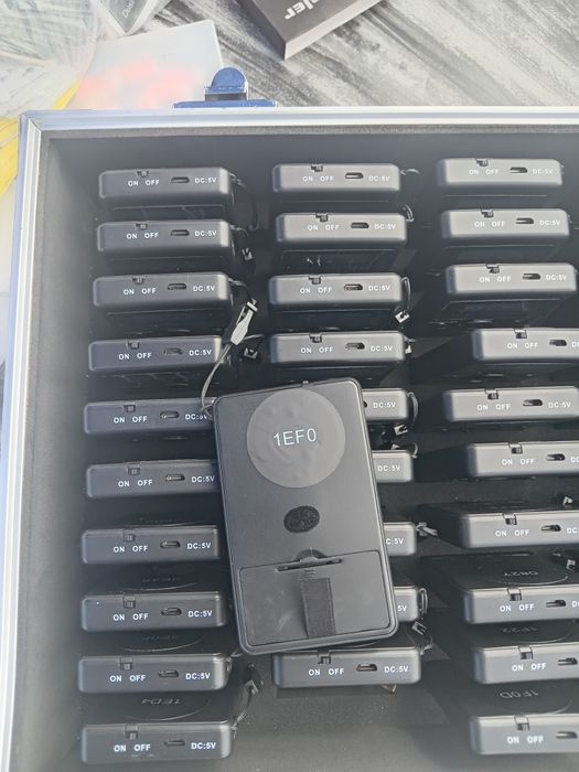 Mini radio cu casti