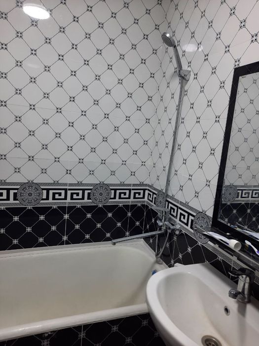 Жиззах шахар.
3/1микра район. 
Уй пишик гиштдан.
Сув свет газ бор.
Уй