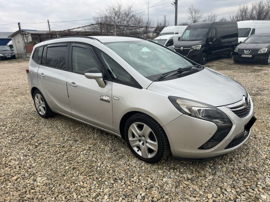 Opel Zafira C 2.0diesel 131cp 2012