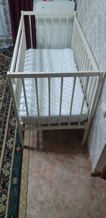 Манеж детский с матрацом