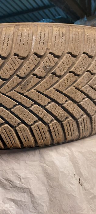 Зимни гуми 225/45 R17H