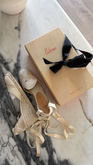 Castañer Carina 70 mm ivory 40 номер