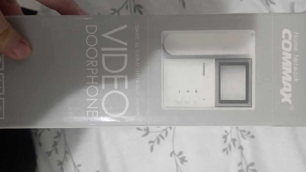 Видеодомофон цветной  в отличном состоянии