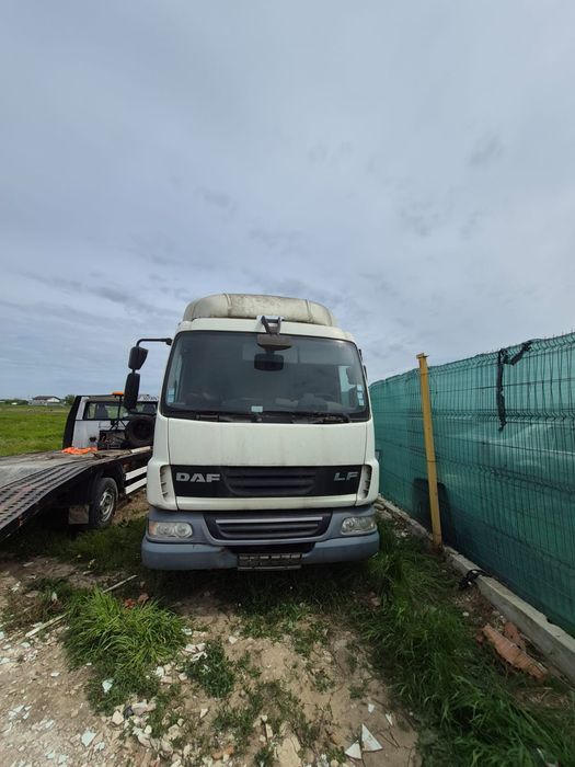 Dezmembrez  Daf 45.160 2008 motor cutie roti faruri pu te