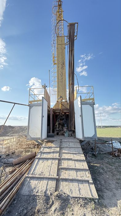 Буровой агрегат ЗИФ-1200