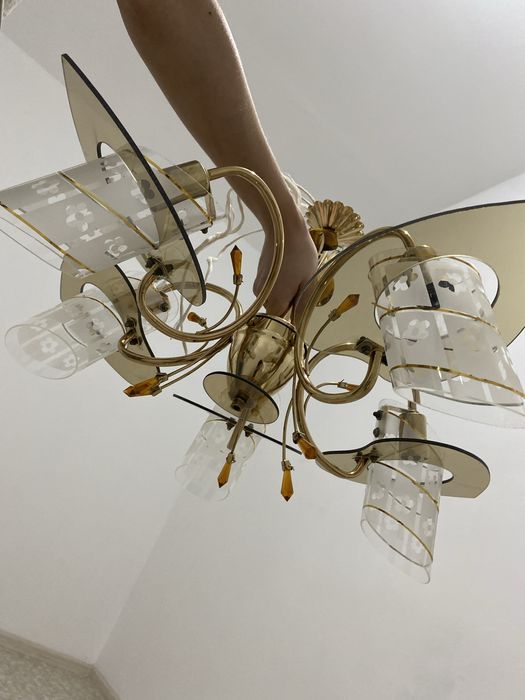 Арзан багада люстралар