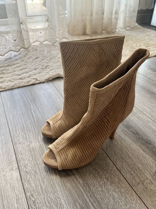 Босоножки  Zara размер 39