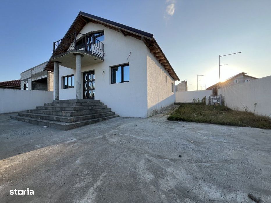 Exclusivitate! vila moderna P+M, 5 camere, Valu lui Traian!