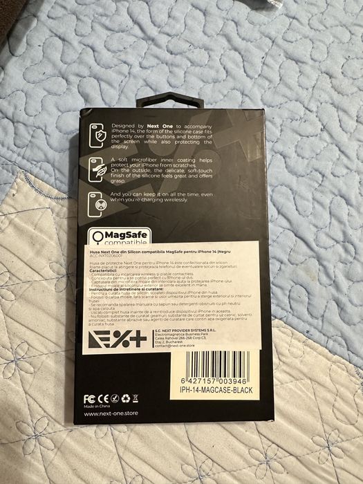 Husa iPhone 14 negru