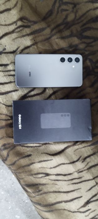 Продам самсунг  с24