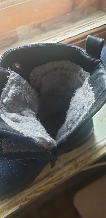 Продам детскую обувь для девочки