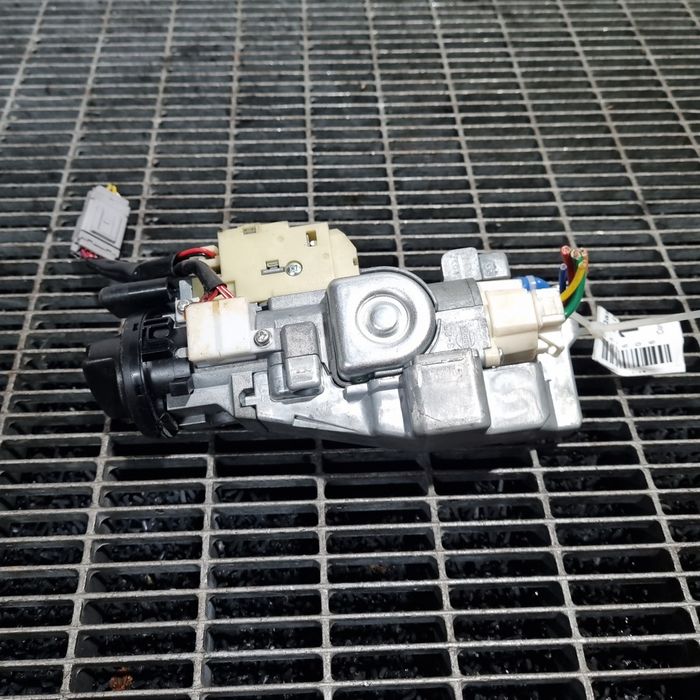 Contact Cu Cheie Nissan Qashqai Facelift 1.6 Dci 2010 - 2013 SUV (1588) A2322H498 Garantie