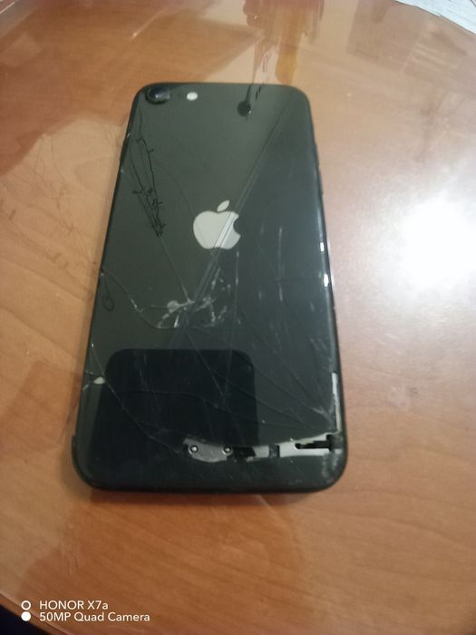 Продам/обмен Iphone 7