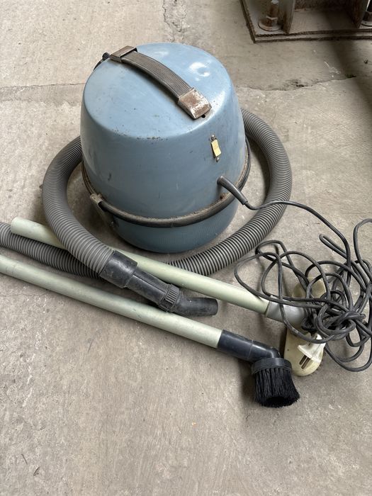 Пылесос СССР Вихрь