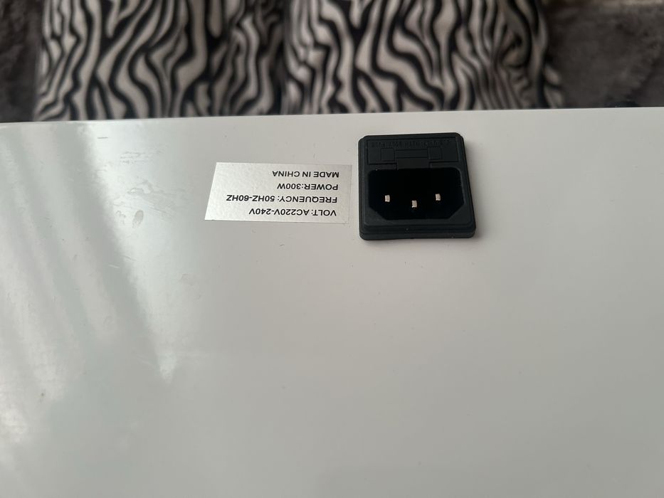 Сухожаровой шкаф гробик