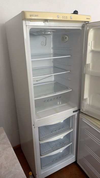 Продам холодильник в рабочем состоянии