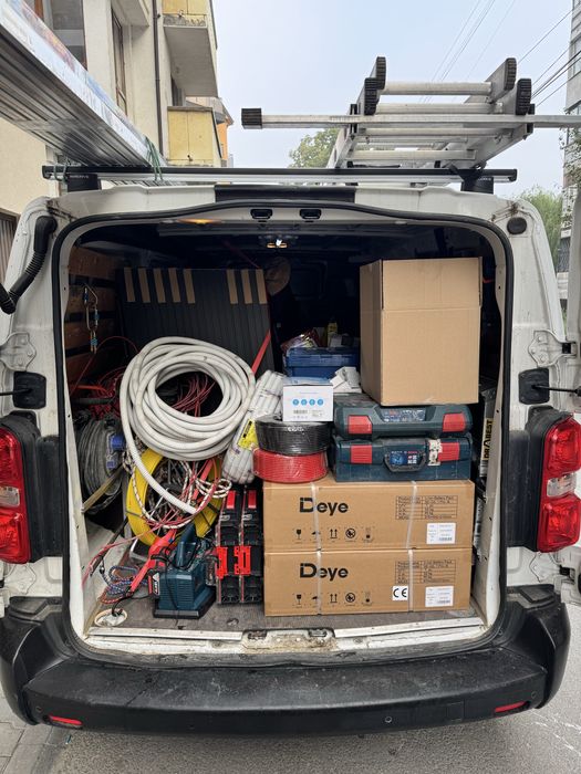 Продажба и монтаж на слънчеви системи за топла вода и ток